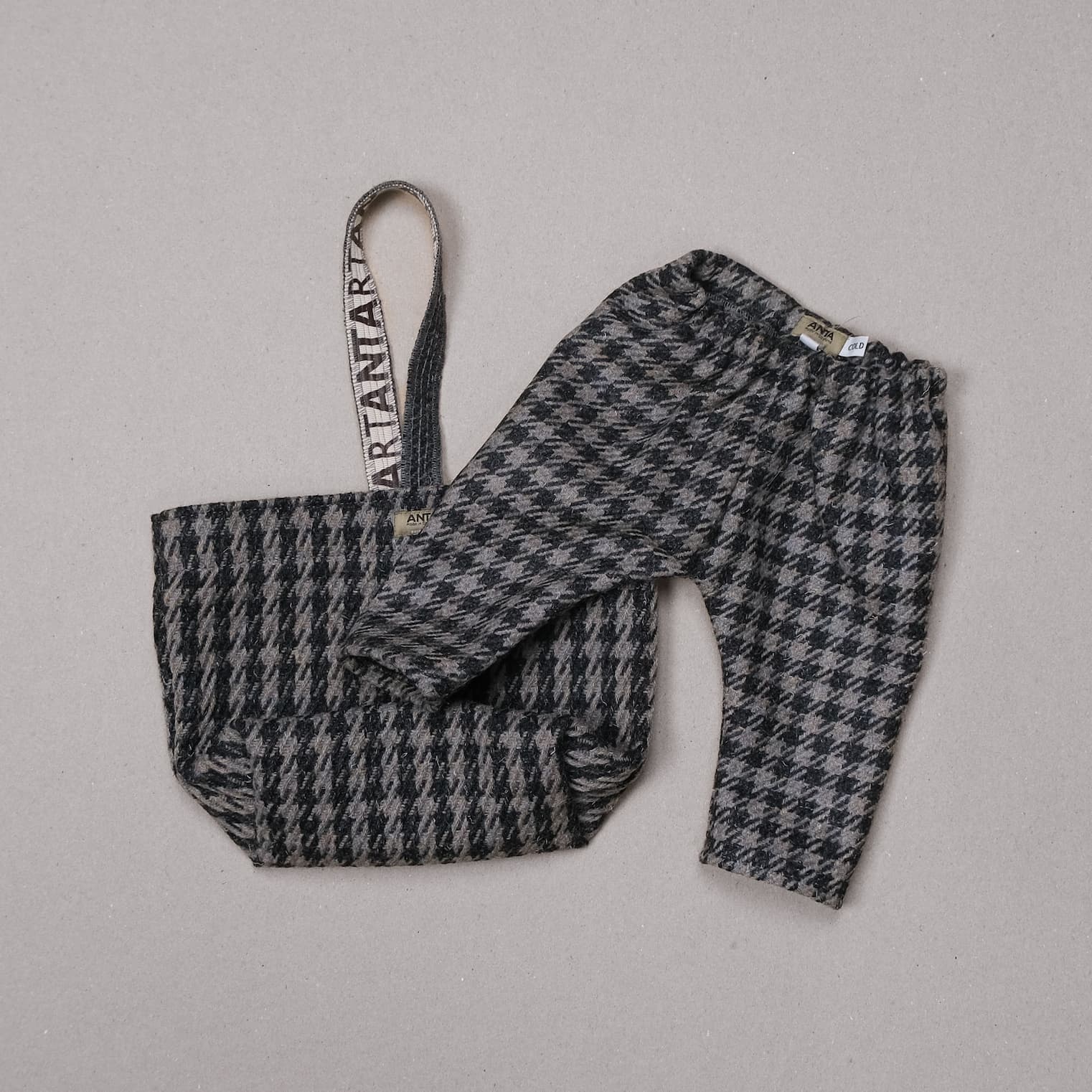 Ballachulish Trouser & Hamper Bag Set