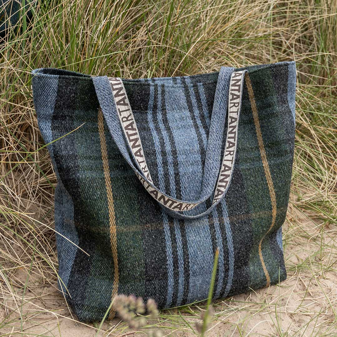 Brodick Travel Bag - Image 7