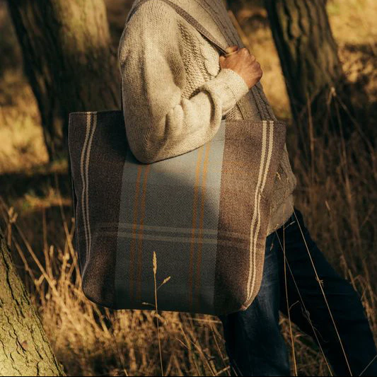 Cadboll Travel Bag - Image 4