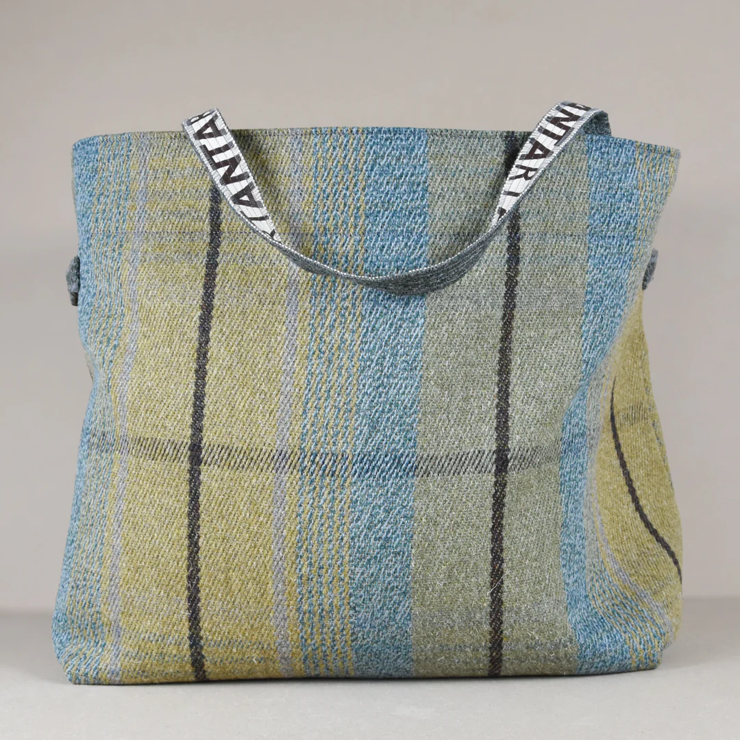 Duncan Macgillivray Log Bag - Image 3