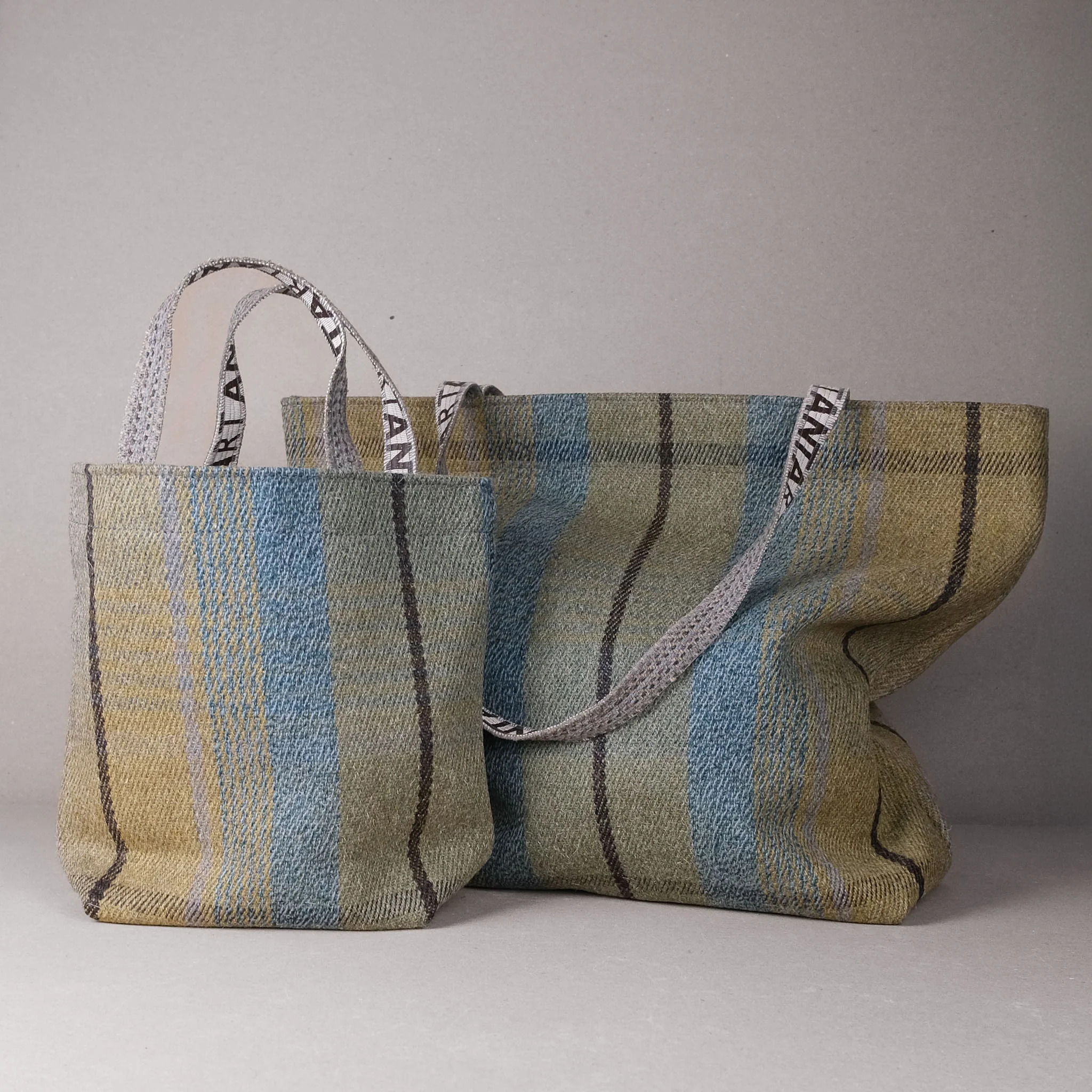 Duncan Macgillivray Travel Bag & Tote Set