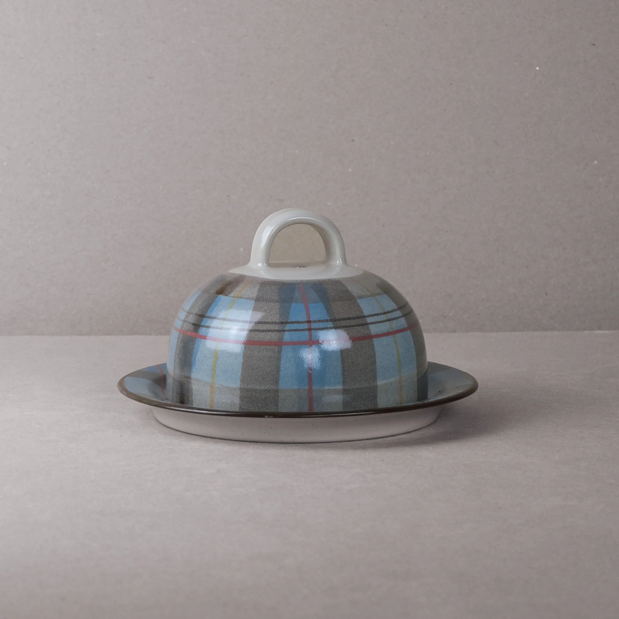 Isobel Anderson Cheese Dome and Plate - Image 3