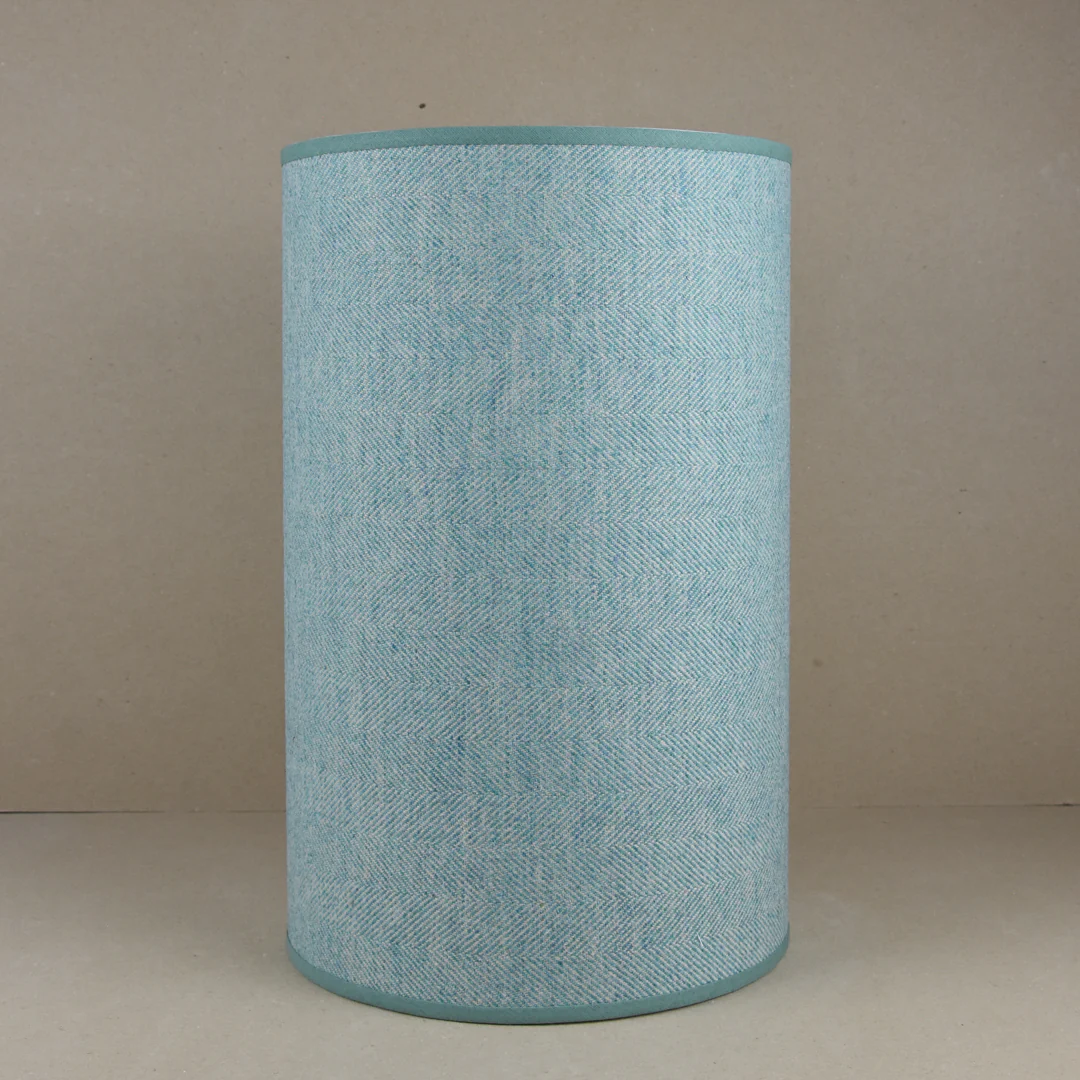 Medium Oak Lamp - Image 9