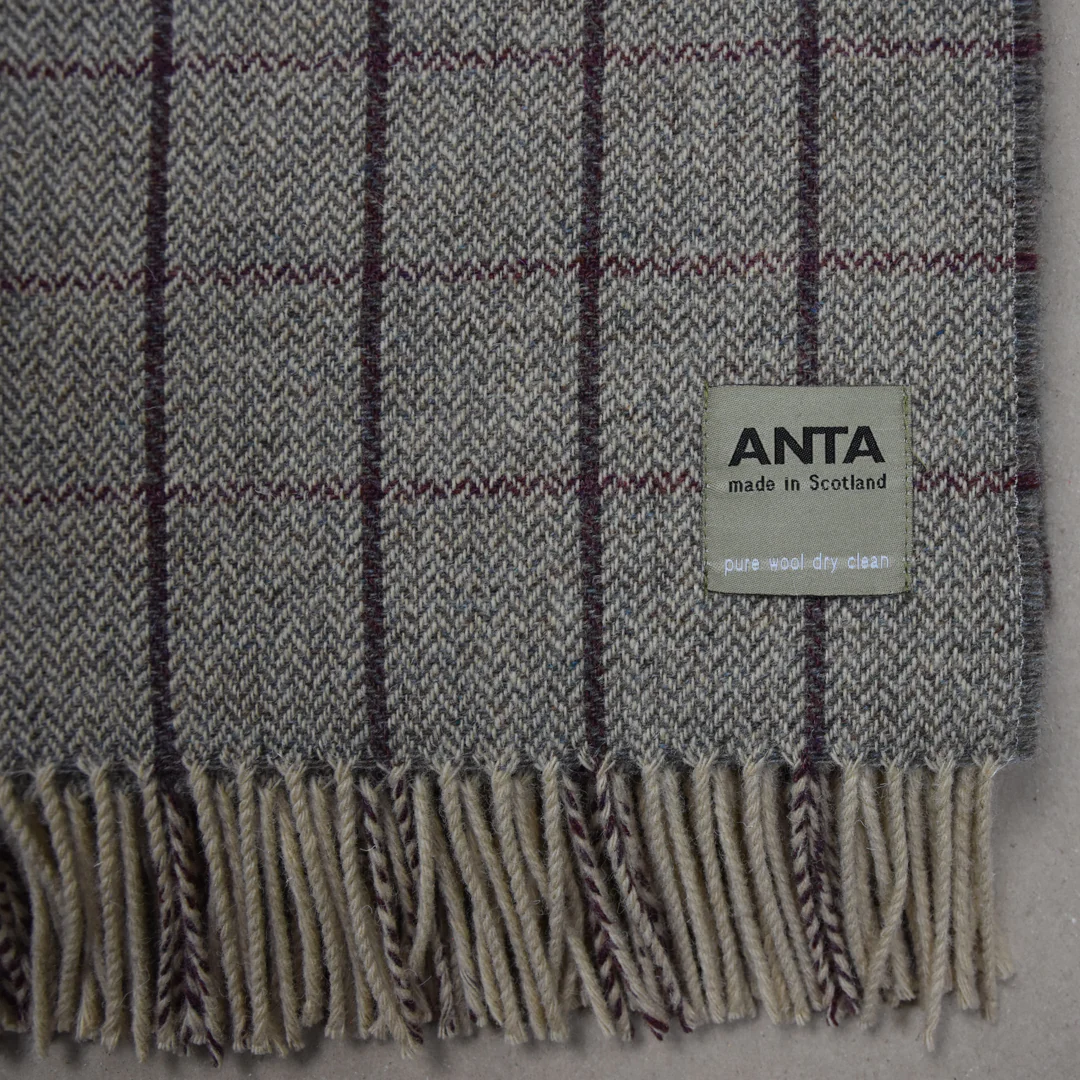 Sandwood Scottish Lambswool Throw - Image 3