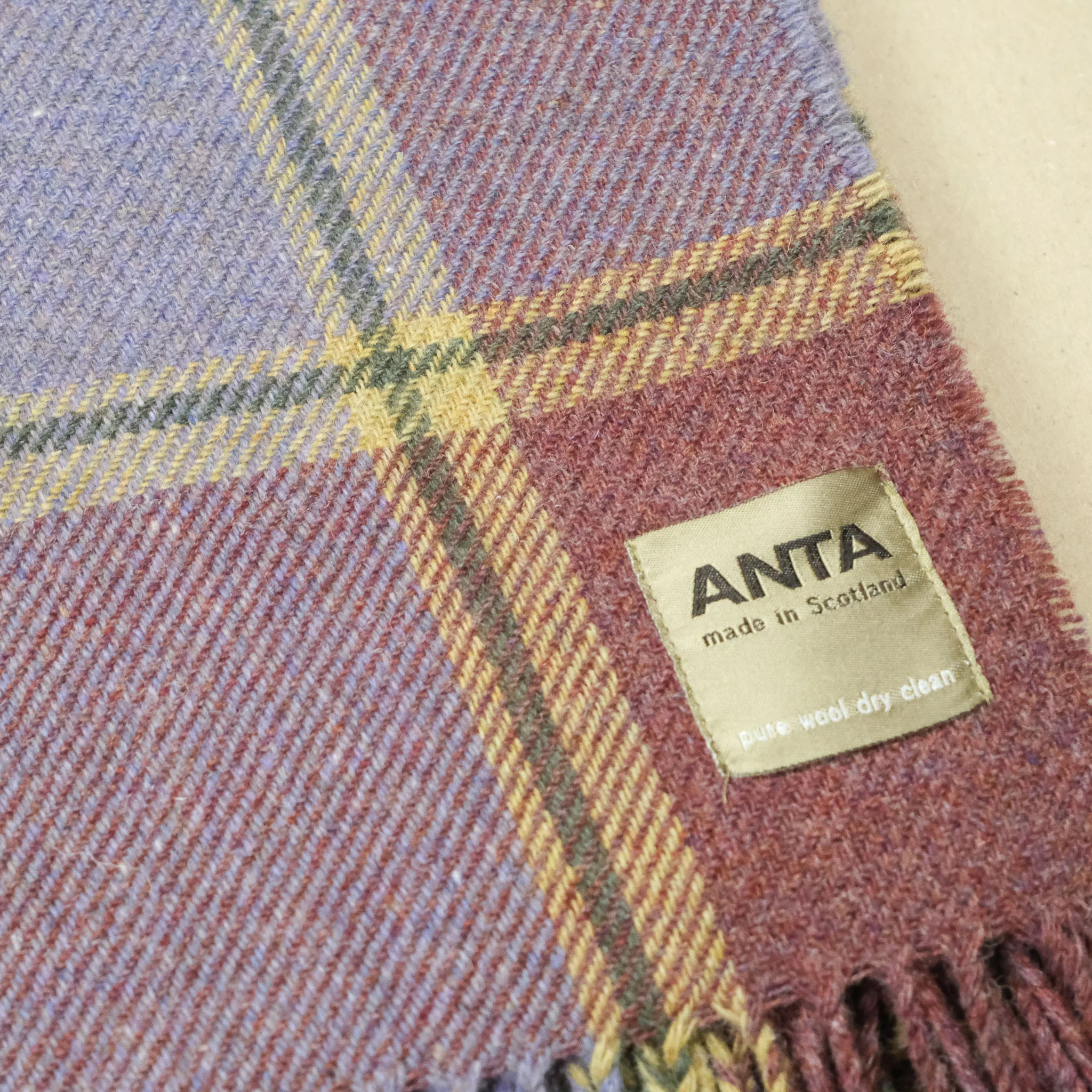 Thomas Erskine Scottish Lambswool Throw - Image 3
