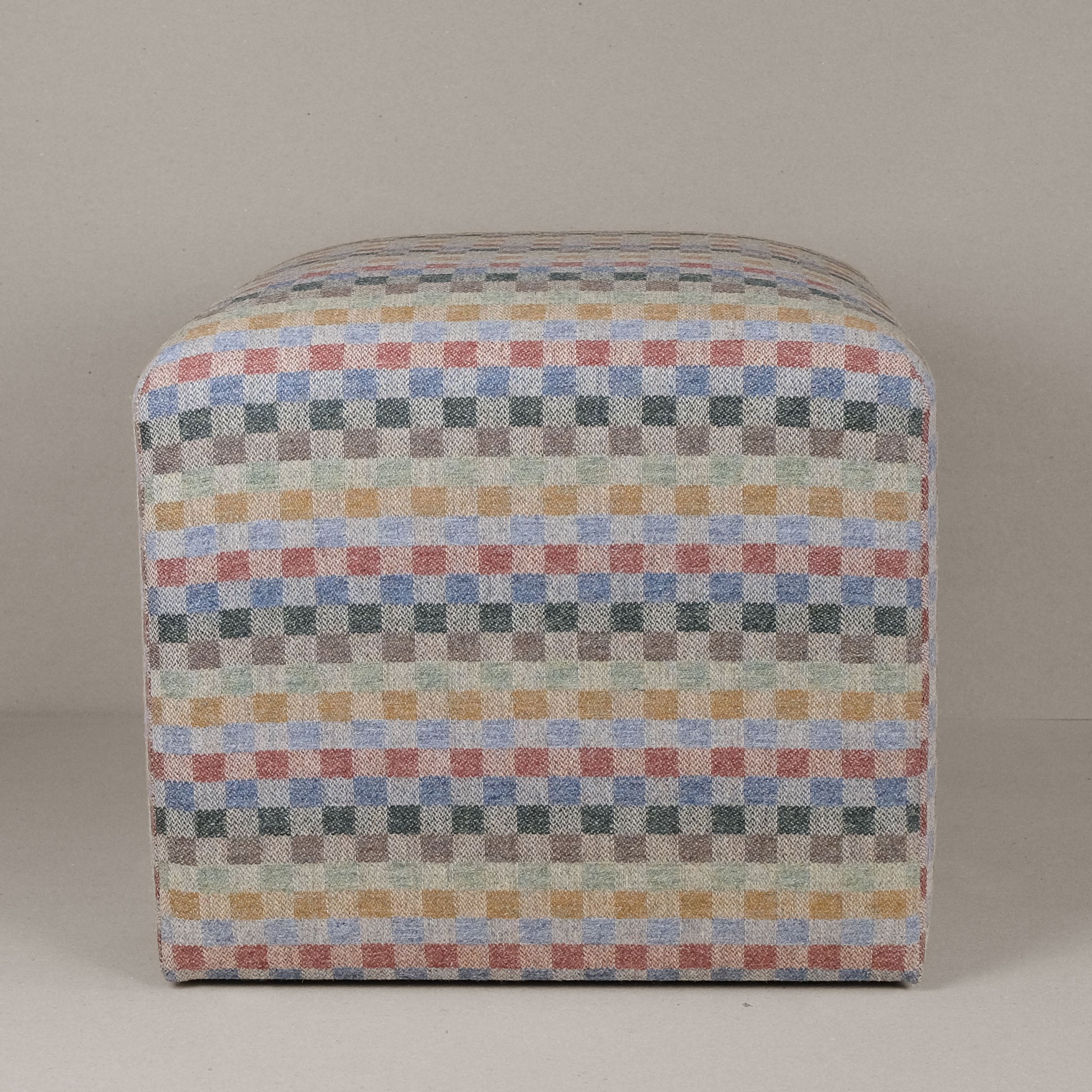 Uist Highland Tweed Cube - Image 4
