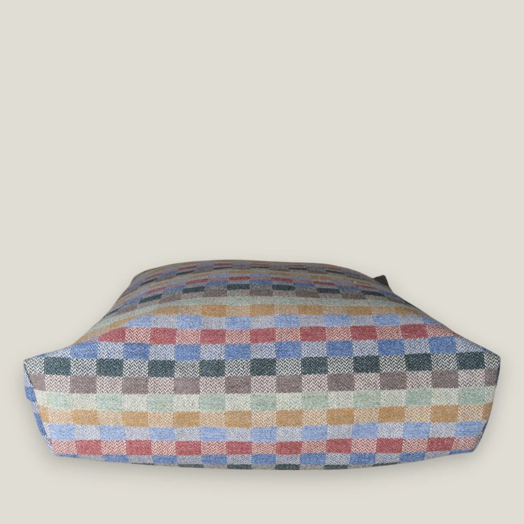 Uist Pet Bed - Image 3