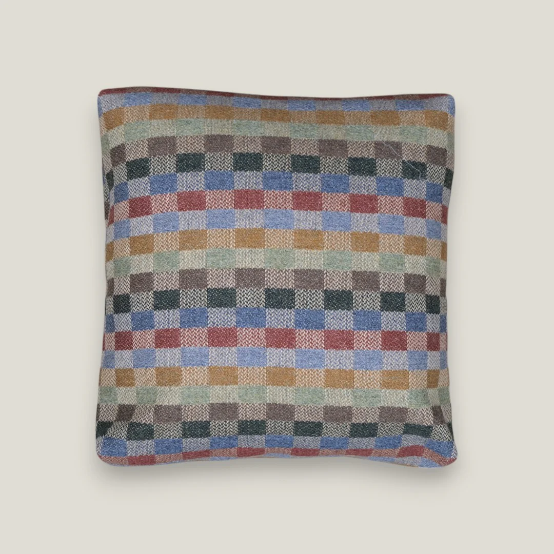 Uist Pet Bed - Image 4