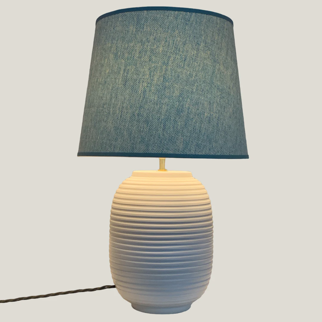 White Ridged Large Table Lamp - Image 3